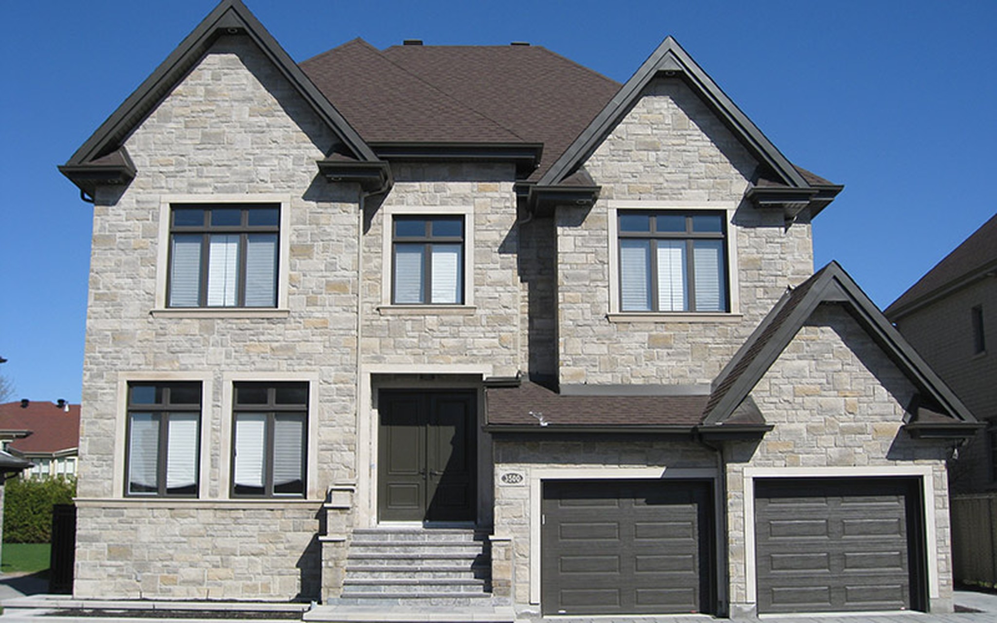 LUXURY HOME